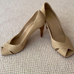 Stuart Weitzman reed peep-toes